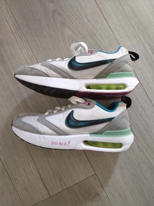 Nike Air Max Größe 5 Jugendschuhe. - TOP ZUSTAND - Bild 1 von 5