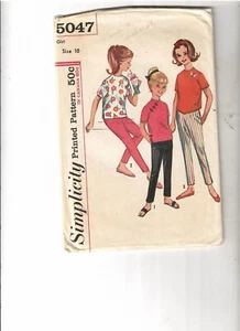 SIMPLICITY - #5047 Girls' Overblouse and pants - cut - Picture 1 of 2