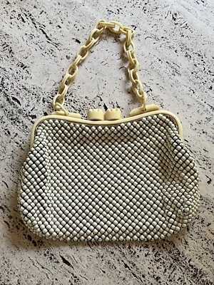Bolso Cartera de Malla de Aluminio Blanco Whiting & Davis Vintage Crema Baquelita Cadena Mango Foto 1 de 4