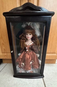 Vintage ASHLEY BELLE Certificate Porcelain Doll with case - Picture 1 of 6