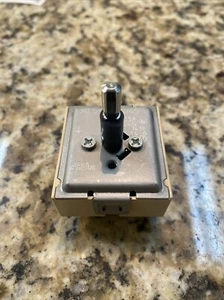 GEBRAUCHT OEM Frigidaire Herd/Herd/Ofen Oberflächenelement Schalter 5304526190 - Bild 1 von 6
