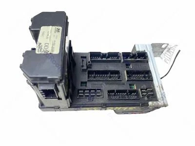 Caja de fusibles de cabina Hyundai Sonata 2001 Foto 1 de 4