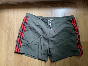 BODEN men swim shorts size 44 - Picture 1 of 7
