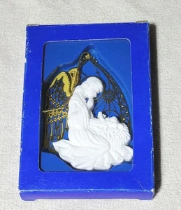 Engel betet über Baby - Weihnachtsmann Werkbank Ornament - Vintage religiös Urlaub - Bild 1 von 5