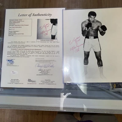 MUHAMMAD ALI SIGNED 8x10 PHOTO JSA LOA BOXING AUTOGRAPHED PIC EARLY AUTO 1980? - Image 1 of 4