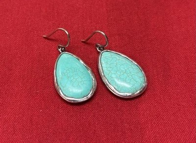 Pendientes Silpada de plata de ley con borde turquesa retirados - ligeramente usados Foto 1 de 4