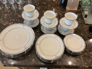 Legendary "Seance" Noritake Phillipines China Dinner Service for 6 - Picture 1 of 11