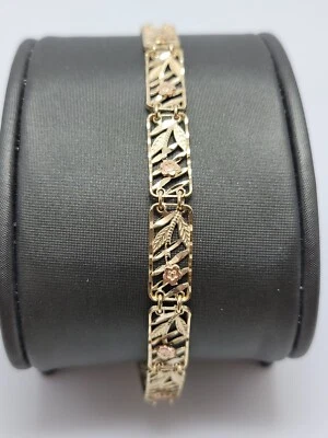 10k Yellow Gold 2 Tone Rose Link Bracelet 7.75"  4.5 grams 6.8 mm Wide - Image 1 of 4