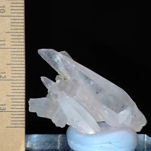 Tessin Quartz crystal cluster with Hematite dots inclusions mineral 67.5ct - Picture 1 of 7