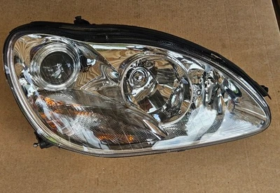 Orig. Faro principal derecho mercedes-benz w220 clase s a2208205061 nuevo embalaje original Foto 1 de 4