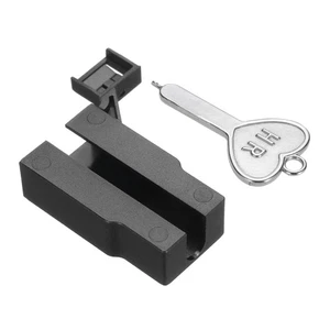 1pcs Bloqueur de Port Verrouillage Port USB/poussière PC Bloqueur avec Clé Codée, Noir - Photo 1 sur 5