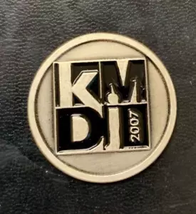 KMD 2007 - Golf Ball Marker - Picture 1 of 2
