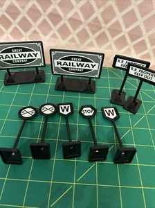 Eztec Scientific Toy G-Gauge Train Silverado Express 13 Piece Toy Signs. - Picture 1 of 9