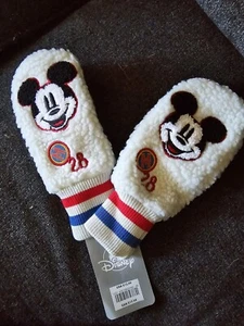 Mickey Mouse Winter Gloves - Picture 1 of 6