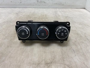 Jeep JK Wrangler Temperature Control w AC P55111168AE w Hardtop 2011-2013 062879 - Picture 1 of 6