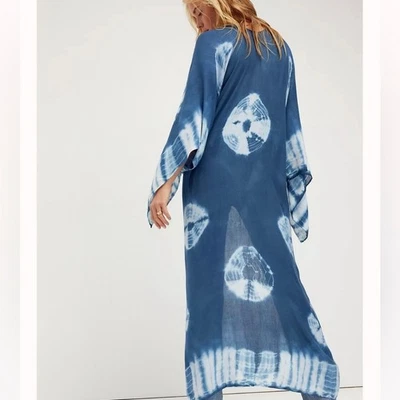 Free People Spellbound Tie Dye Kimono Duster Ocean Blue Viscose Bohemian 1 Size - Image 1 of 4