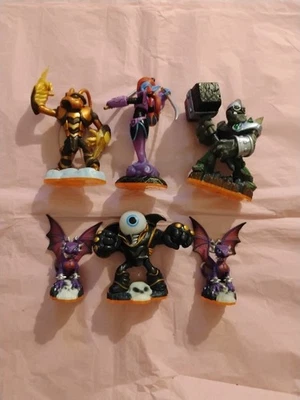 Skylanders Giants Lot Of 6 Swarm Crusher EyeBrawl Cynder Ninjini - Image 1 of 4
