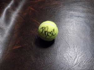PELOTA DE TENIS PENN NUEVA AUTOGRAFIADA PAULA BADOSA CON CERTIFICADO DE AUTENTICIDAD - Imagen 1 de 1
