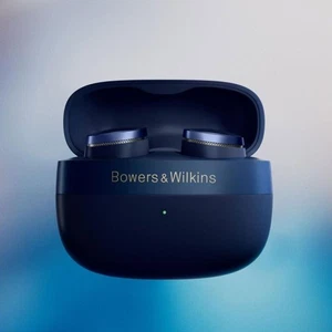 Bowers & Wilkins Pi8 Midnight Blue, In-Ear Kopfhörer, Headset. - Bild 1 von 9