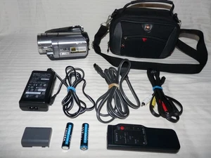 READ DESCRIPTION Sony HDR-HC7 MiniDV HD HDV 1080i Camcorder Camera VCR Player - Picture 1 of 6