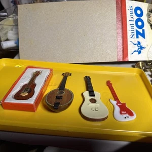 Vintage Miniature Music Instruments, Lot Of 4 - Picture 1 of 6