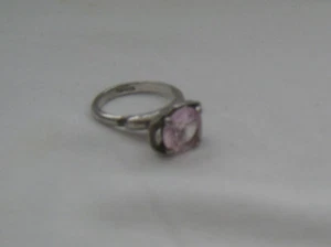 ANILLO DE CUARZO TIPO AMATISTA ESTILO CORTE MINA ESTERLINA Y SUPERIOR 1ST 1/2 SIGLO XX - Imagen 1 de 6