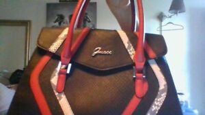 GREAT! Guess Alton Purse Black/Red/Gray Python Textured Designer Bag, Nice/Clean