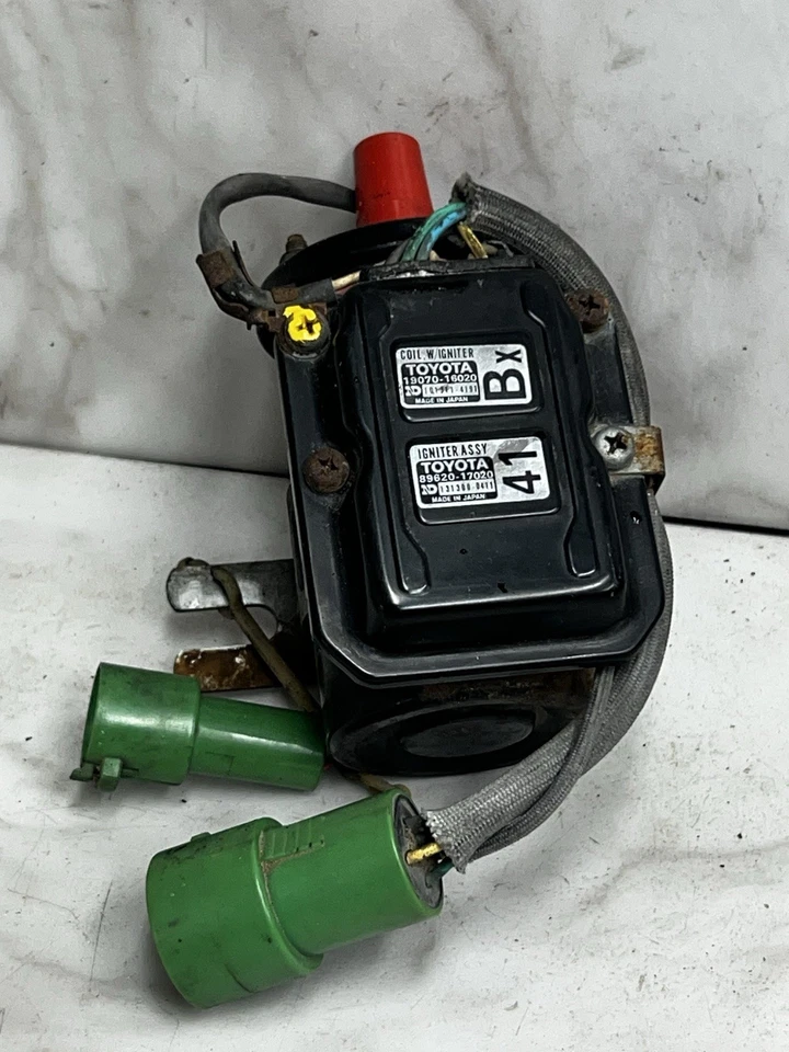 Bobina Toyota Mr2 Aw11 con conjunto de encendedor sin probar venta para piezas 19070-16020 Foto 1 de 4