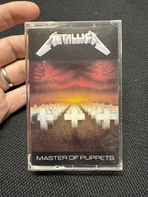 Metallica Master Of Puppets Cassette Tape 1986 Heavy Metal Megaforce Elektra - Imagem 1 de 4