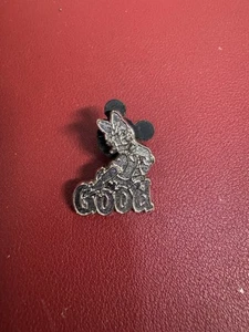 Disney Pin * DAISY DUCK * CHASER * GOOD COLLECTION * HIDDEN MICKEY * TRADING PIN - Picture 1 of 2