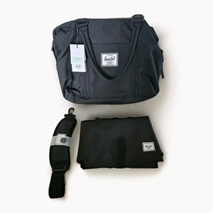 Herschel Baby Strand Sprout Wickeltasche Schultertasche schwarz Seesack - Bild 1 von 5