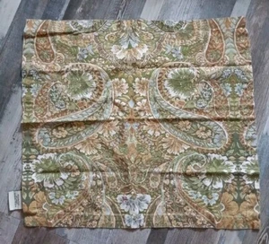 Pottery Barn  Cream Blue  Green Paisley Print Cloth Napkin 20x20" - Picture 1 of 4