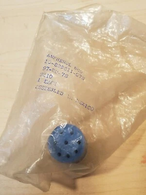 AMPHENOL 97-20-7S 8 PIN CONNECTOR - Image 1 of 3