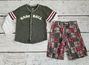 Camisa roja verde de béisbol y pantalones cortos a cuadros GYMBOREE 7 8 para niños en muy buen estado 7-8 - Imagen 1 de 5