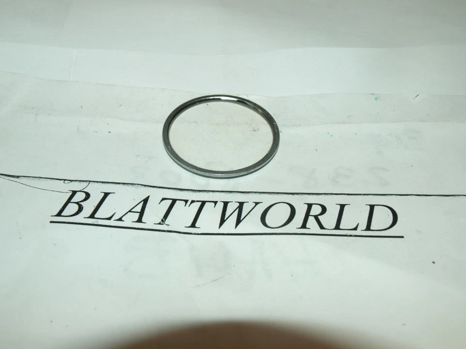 GENUINE ORIGINAL CANON BRAND 58mm SCREW in 82A BLUE FILTER - Image 1 of 1