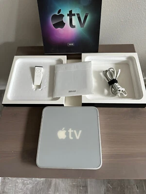 Apple TV (1st Generation) Media Streamer - A1218 - FREE SHIPPING - Image 1 of 4