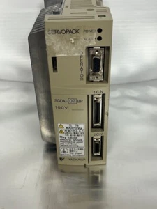 Yaskawa (SERVOPACK) Servoantrieb Modell SGDA-02BS - Bild 1 von 3
