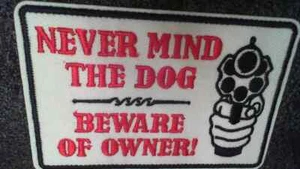 ¡Cuidado con el parche de hierro del propietario! Segunda Enmienda de Defensa Personal para Perros Vendedor de EE. UU. - Imagen 1 de 2