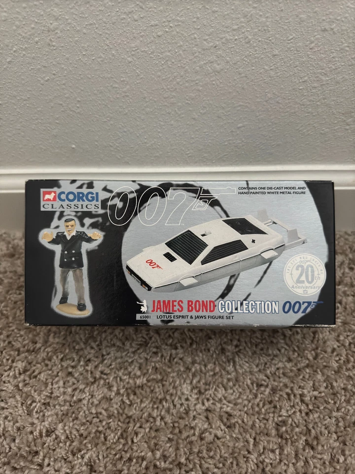 *Corgi Classic 65001 Lotus Esprit & Jaws Figure Set James Bond Collection 007*** - Image 1 of 1