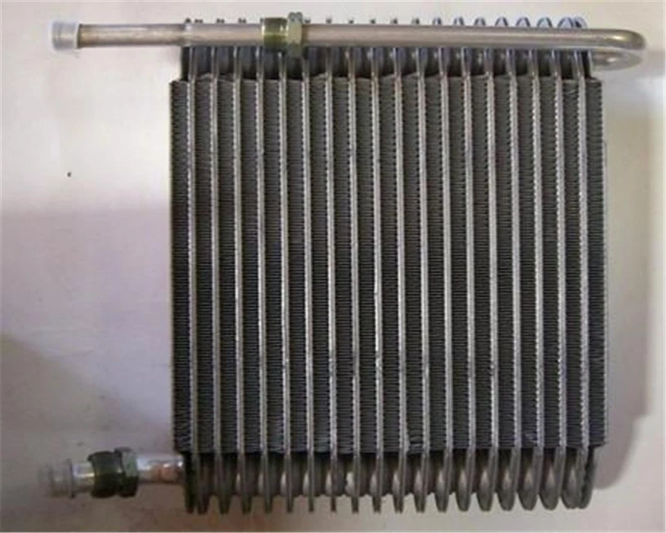 NUEVO NÚCLEO EVAPORADOR DELANTERO A/C COMPATIBLE CON GMC C6000 C6500 C7000 C7500 TOPKICK YUKON Foto 1 de 1