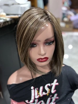 PELUCA CONTROL CRUCERO RAQUELWELCH-hielo Café Latte GORRA ATADA A MANO Encaje Frontal Mono Foto 1 de 4