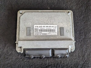 MK2 5J 2010 Skoda Fabia 1,2 12 V gasolina motor CGPA ECU 03E906023AC 5WP40912 - Imagen 1 de 4