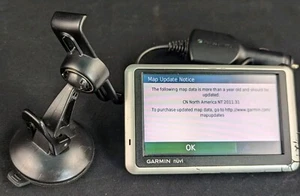 GARMIN NUVI 1300 GPS Navigation Works - Picture 1 of 9