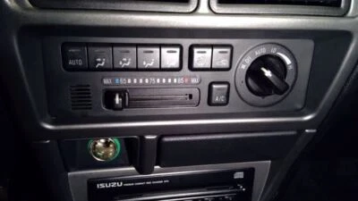 Controles de temperatura botones de control automático para 00-01 ISUZU VEHICROSS 46564 Foto 1 de 4