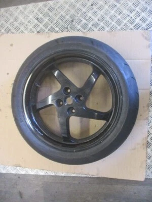 Roue arrière avec pneu en bon état pour Honda 800 VFR - RC46A - 1998 - Photo 1/4