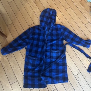 Lot Of 2 Boys Bath Robes - Picture 1 of 10