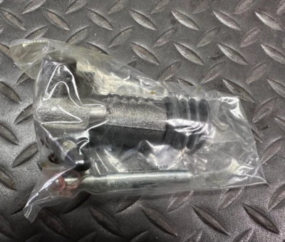 Подчиненный цилиндр муфты Eagle - 27-10304 / MD716975 - для Dodge Colt 1985-1987 - Изображение 1 из 4