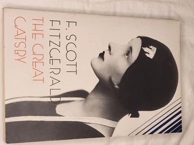 The Great Gatsby by F. Scott Fitzgerald - 1st Scribner Trade Paperback 2004 Foto 1 de 4
