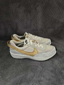 Nike Waffle Debut Running Shoes Womens Sz 10 Casual Sneakers Beige Gold - Picture 1 of 9