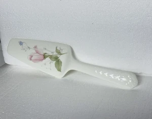 Cake Pie Server Mikasa Bone China April Rose with Raised Grip EUC - Picture 1 of 5